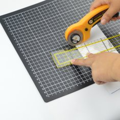 China China Art Supplies A4 Black Plastic Self healing Cutting Mat Set company